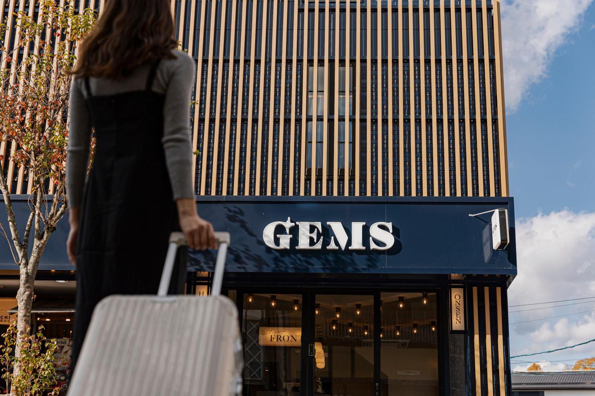 Gems Yufuin Hotel And Spa Cafe Bar Ngoại thất bức ảnh