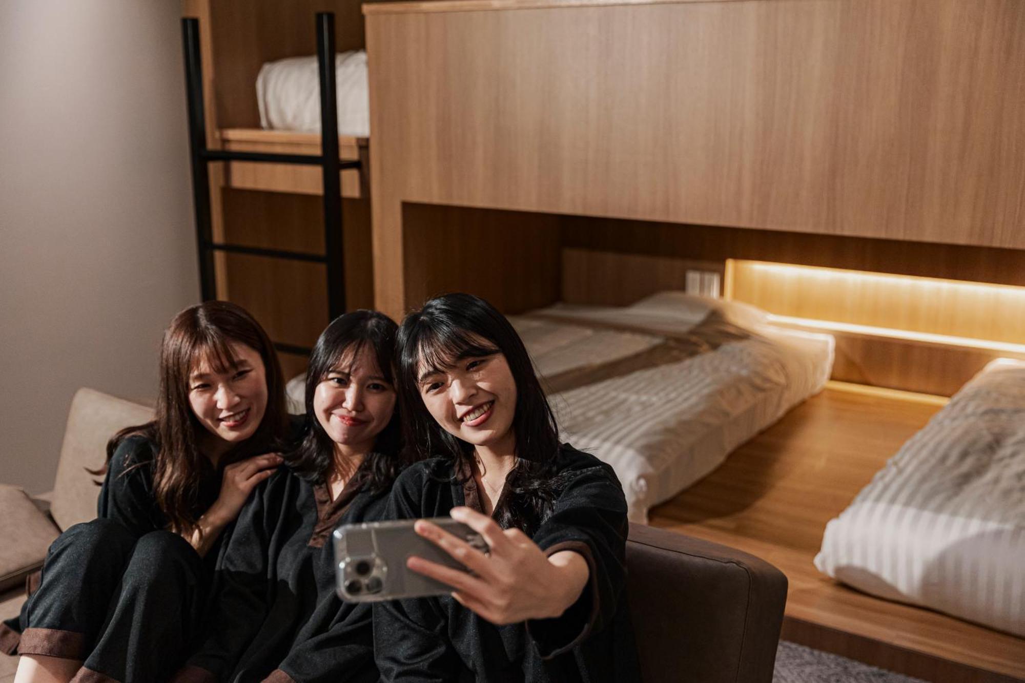 Gems Yufuin Hotel And Spa Cafe Bar Phòng bức ảnh